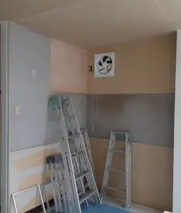 エアコン新設および内装補修を行いました。