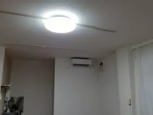 エアコン新設および内装補修を行いました。