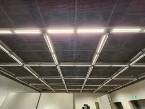 岡山県立美術館2階展示室LED化改修工事